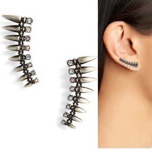 Kendra Scott Loulou ear crawlers